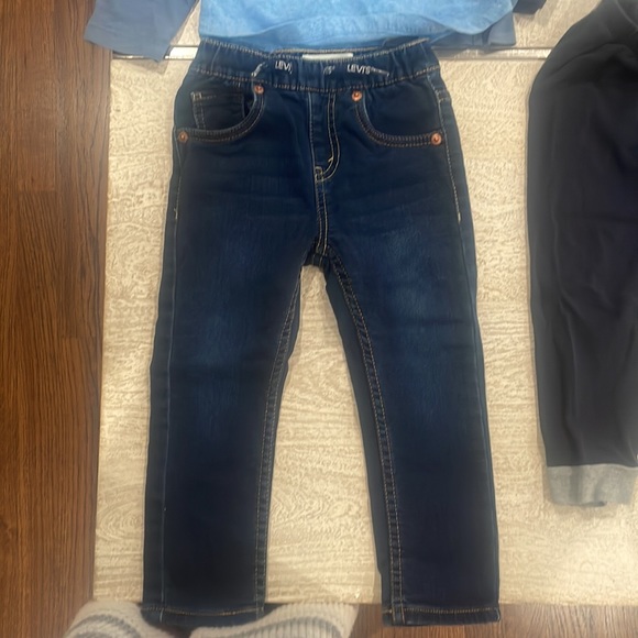 Toddler Boys Bundle Janie and Jack, Burt’s Bees, Levi’s, and Gymboree - Picture 12 of 13